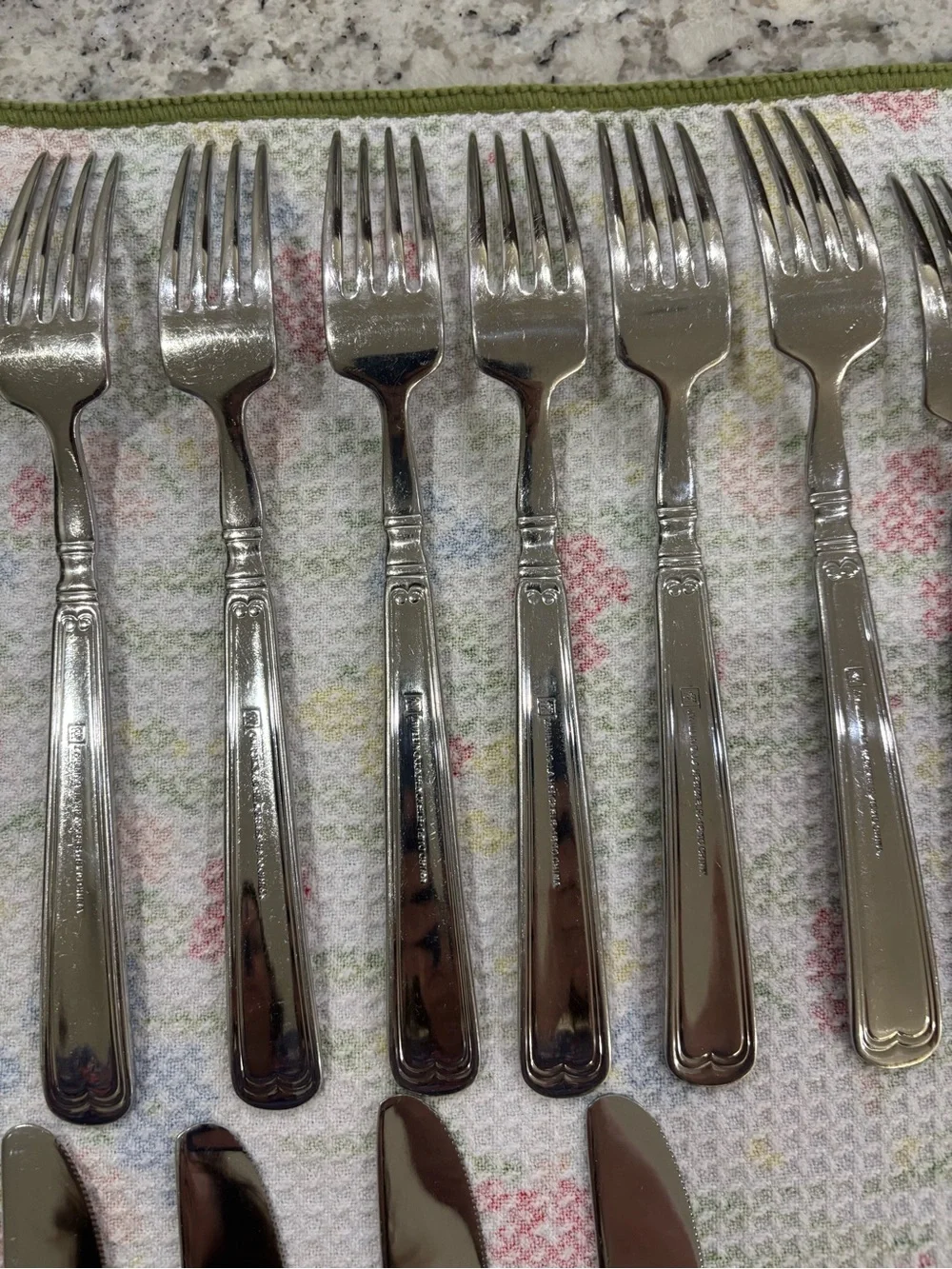 28 Pc Zwilling J.A. Henckels Vintage 1876 Stainless Steel Flatware.